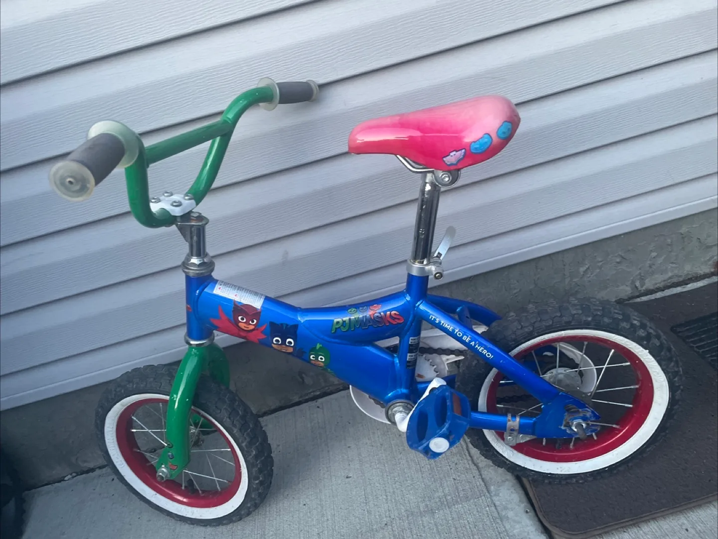 PJ Masks Kids' Bike - Great Condition! thumbnail