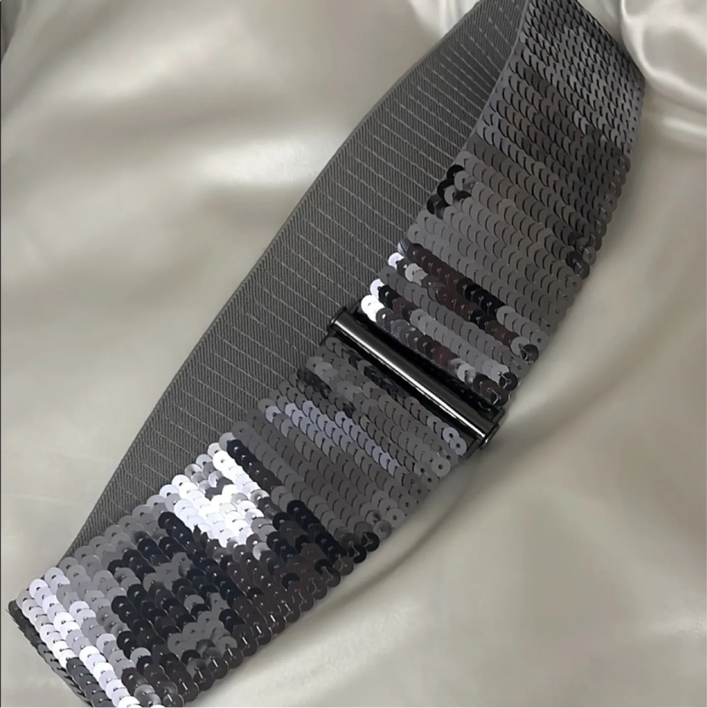 Chinese Laundry Silver Sequin Sparkly Thick Stretchy Belt thumbnail