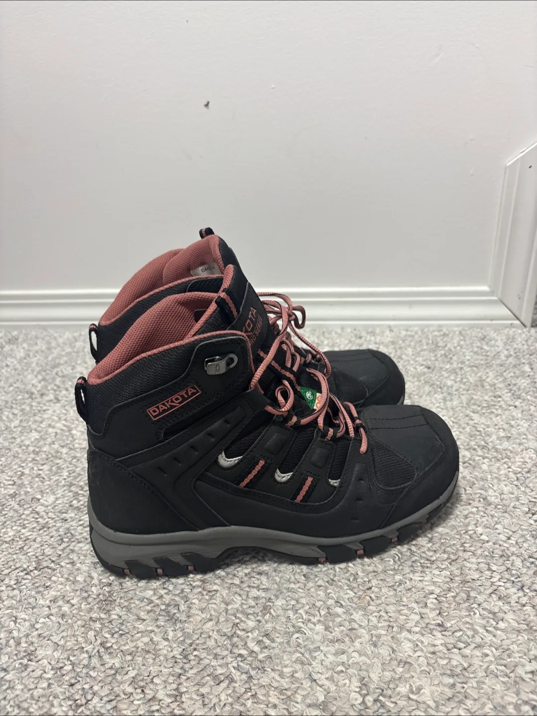 Dakota Women's Hiking Boots, Black thumbnail