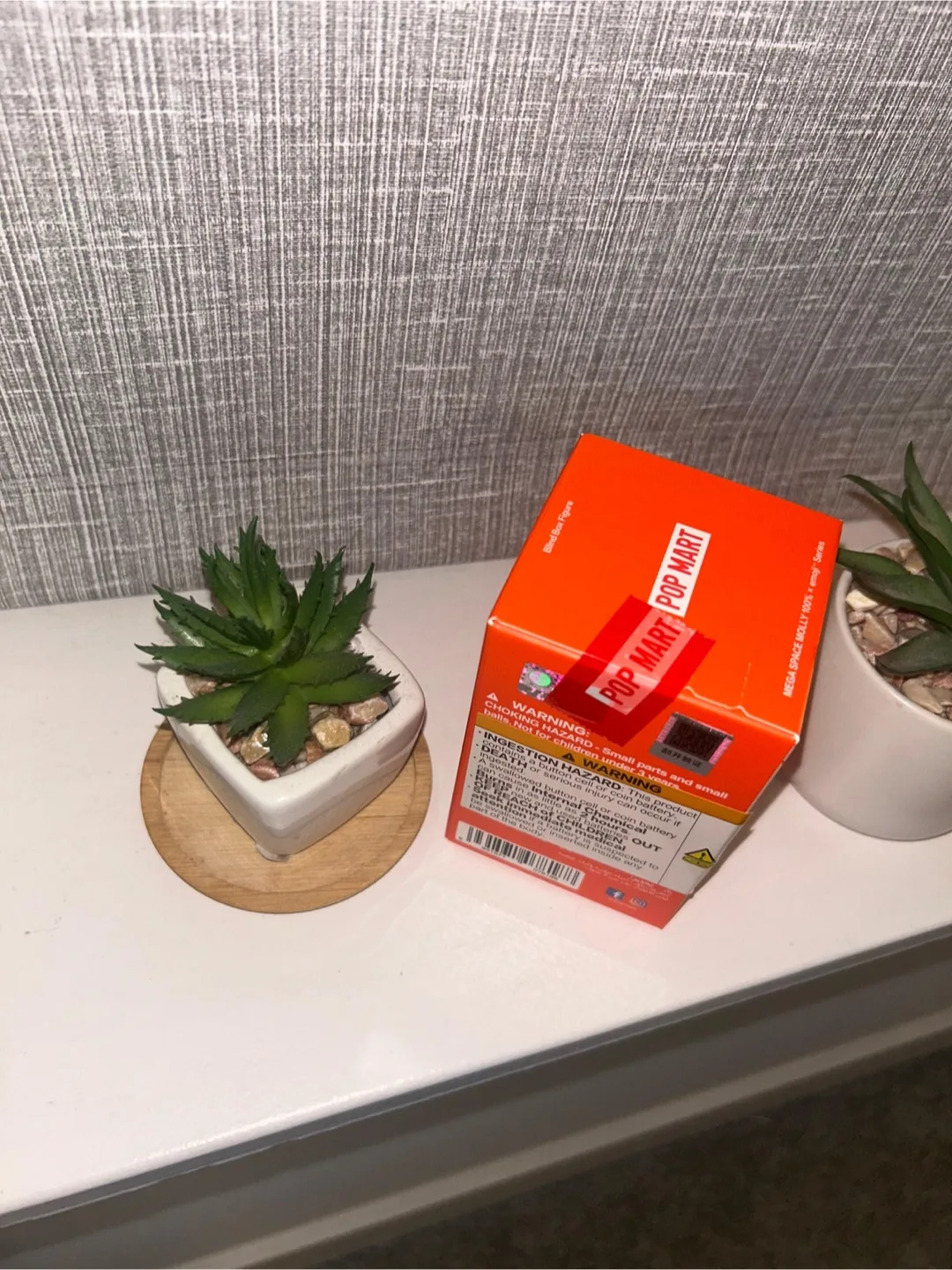 Space Molly 100% Emoji Series POP MART image indicator(4)