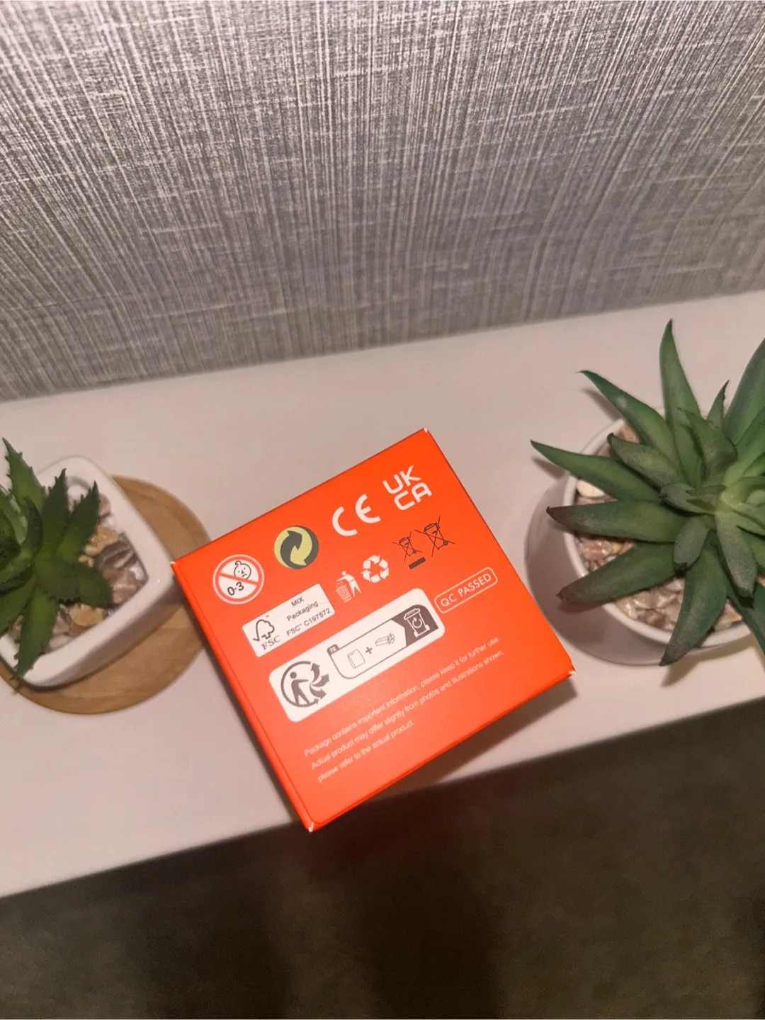 Space Molly 100% Emoji Series POP MART image indicator(5)