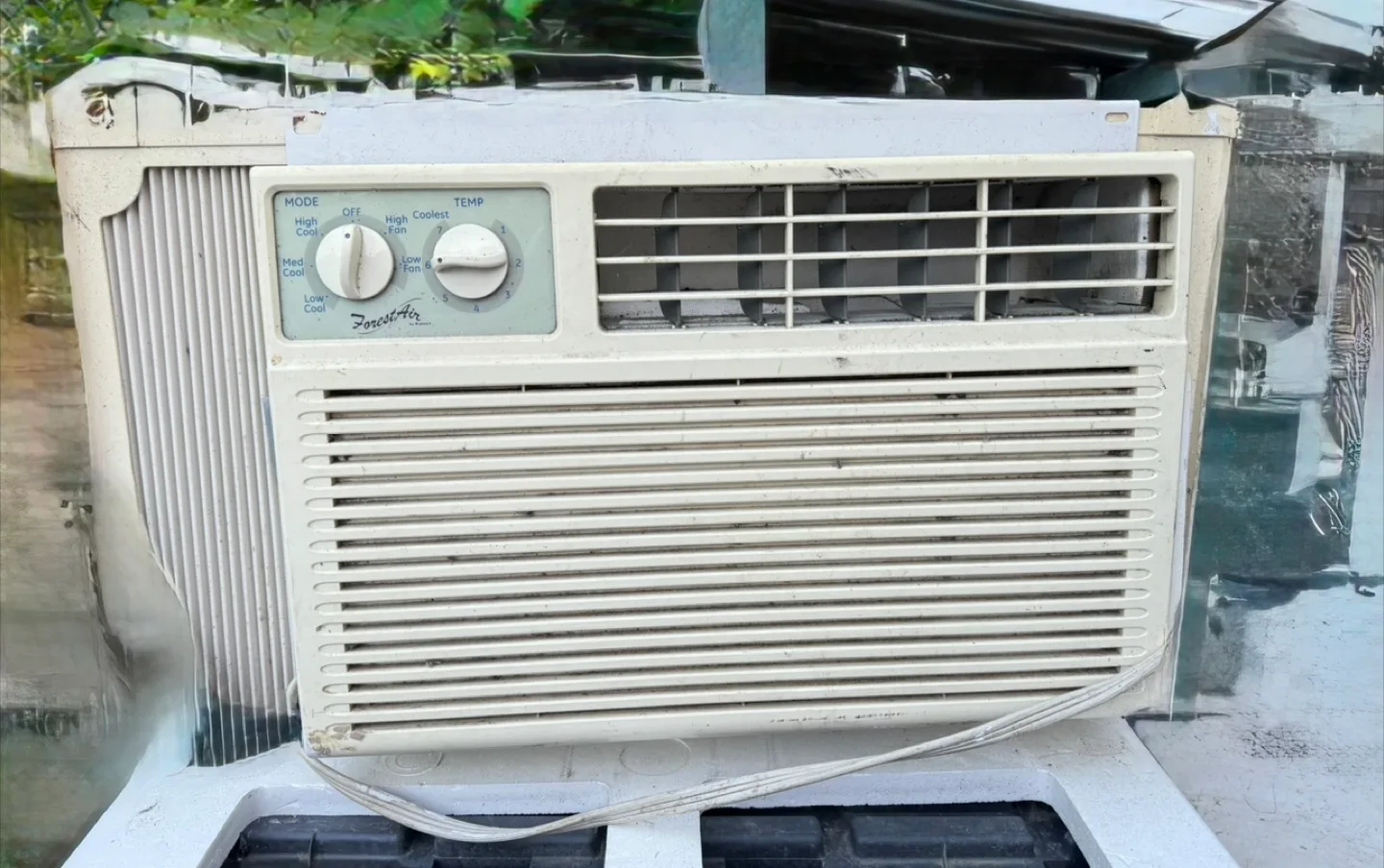 Forest Air Window Air Conditioner thumbnail