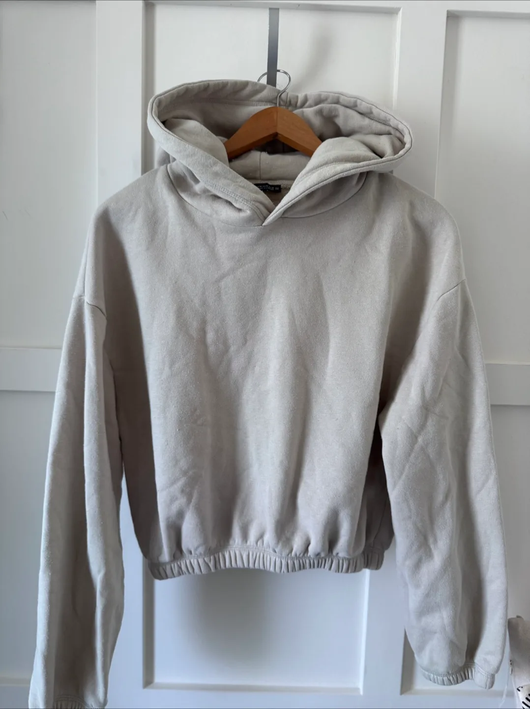 Zara Beige Cropped Hoodie - Size M thumbnail