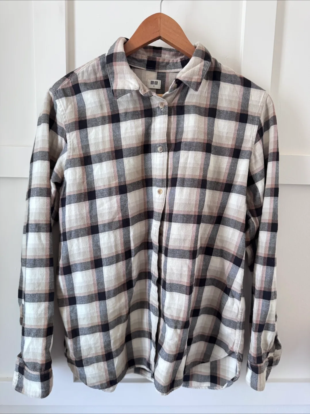 Uniqlo Flannel Shirt - Size M thumbnail