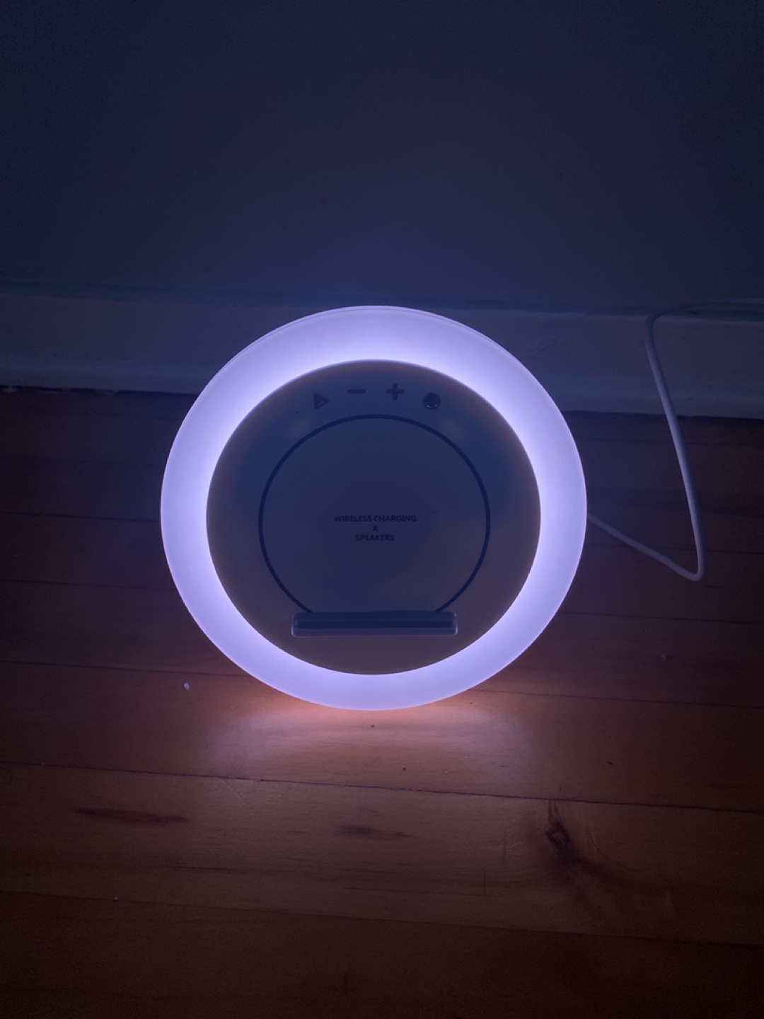 Wireless Charging Speaker - photo 5