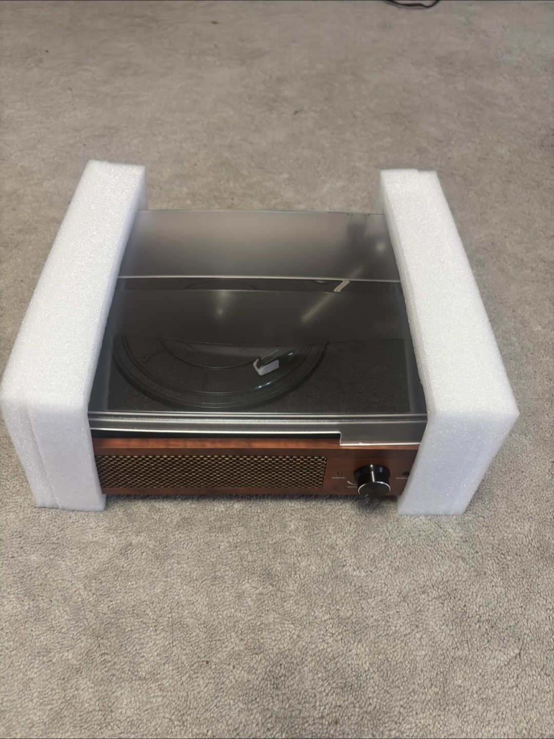 Vintage Vinyl Record Player with Speakers - photo 2