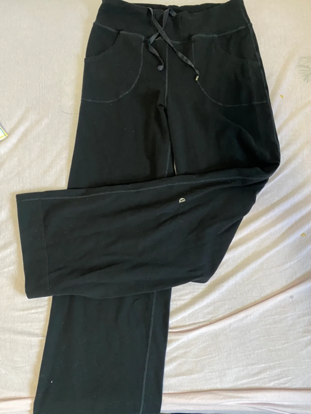 Lululemon Yoga wise-legged Pants image indicator(2)