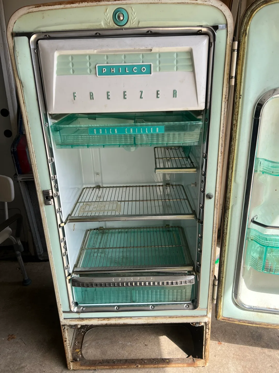 Vintage Philco Refrigerator - Model H 736 image indicator(4)