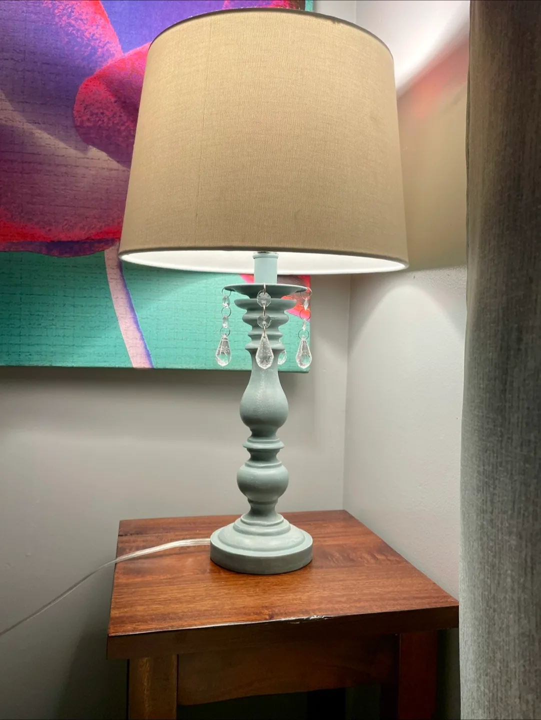 Table Lamp with Beige Shade & Crystal Accents 🧡 thumbnail