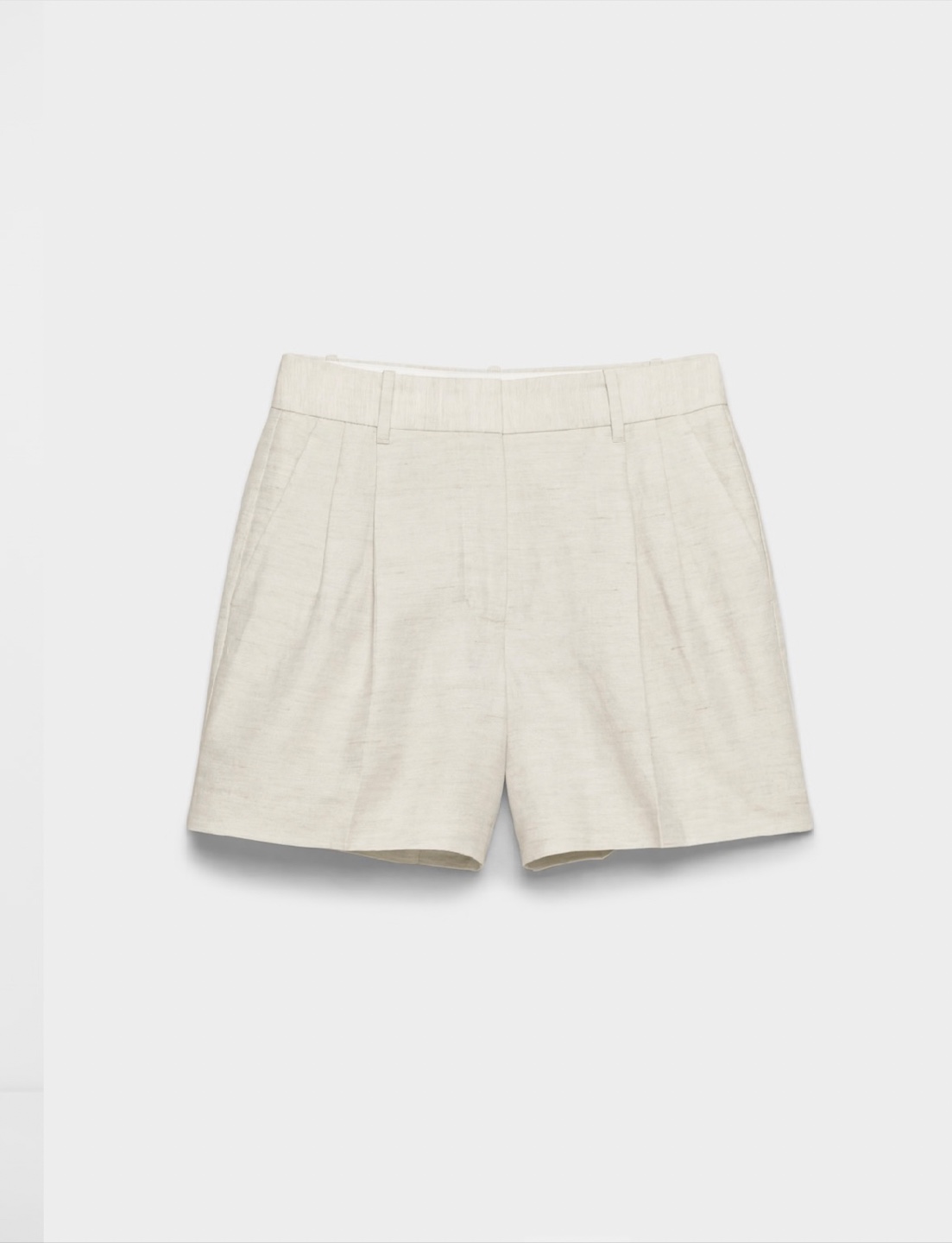 Aritzia The Effortless Short - Size 6