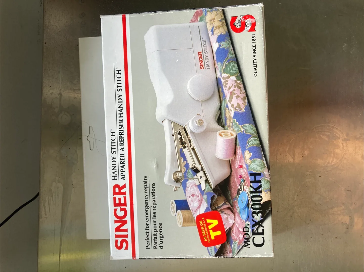 Singer Handy Stitch - Portable Sewing Machine image indicator(2)