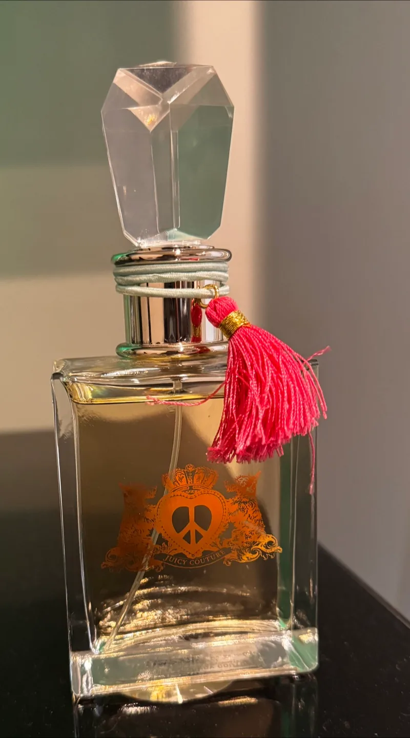 Juicy Couture Perfume image indicator(2)