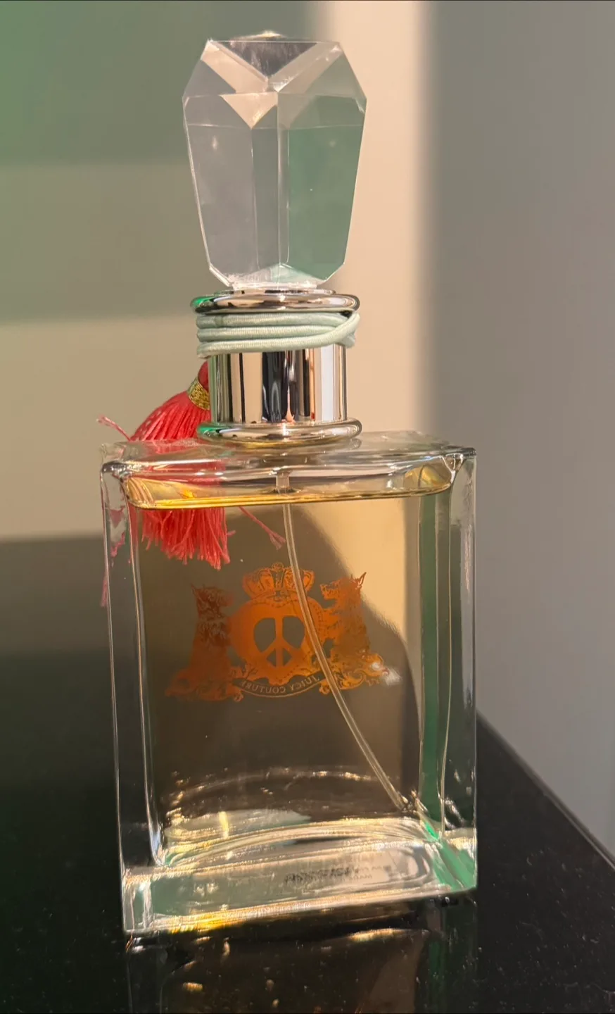 Juicy Couture Perfume thumbnail