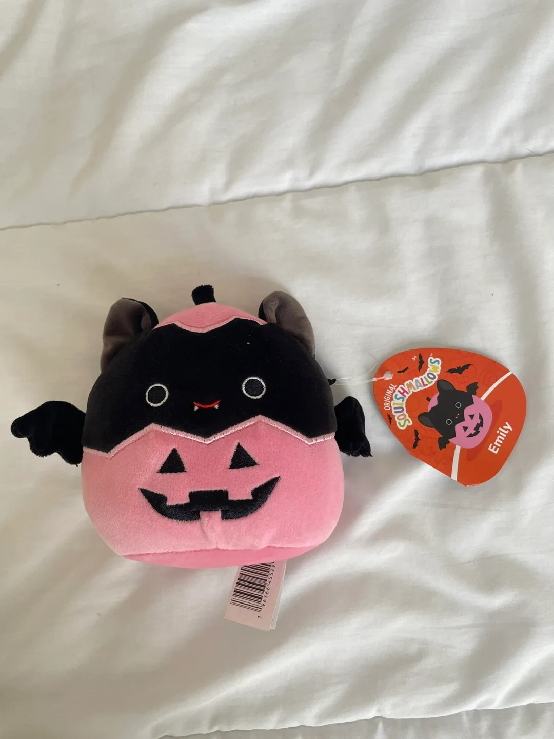 Squishmallows Emily the Bat Plush thumbnail