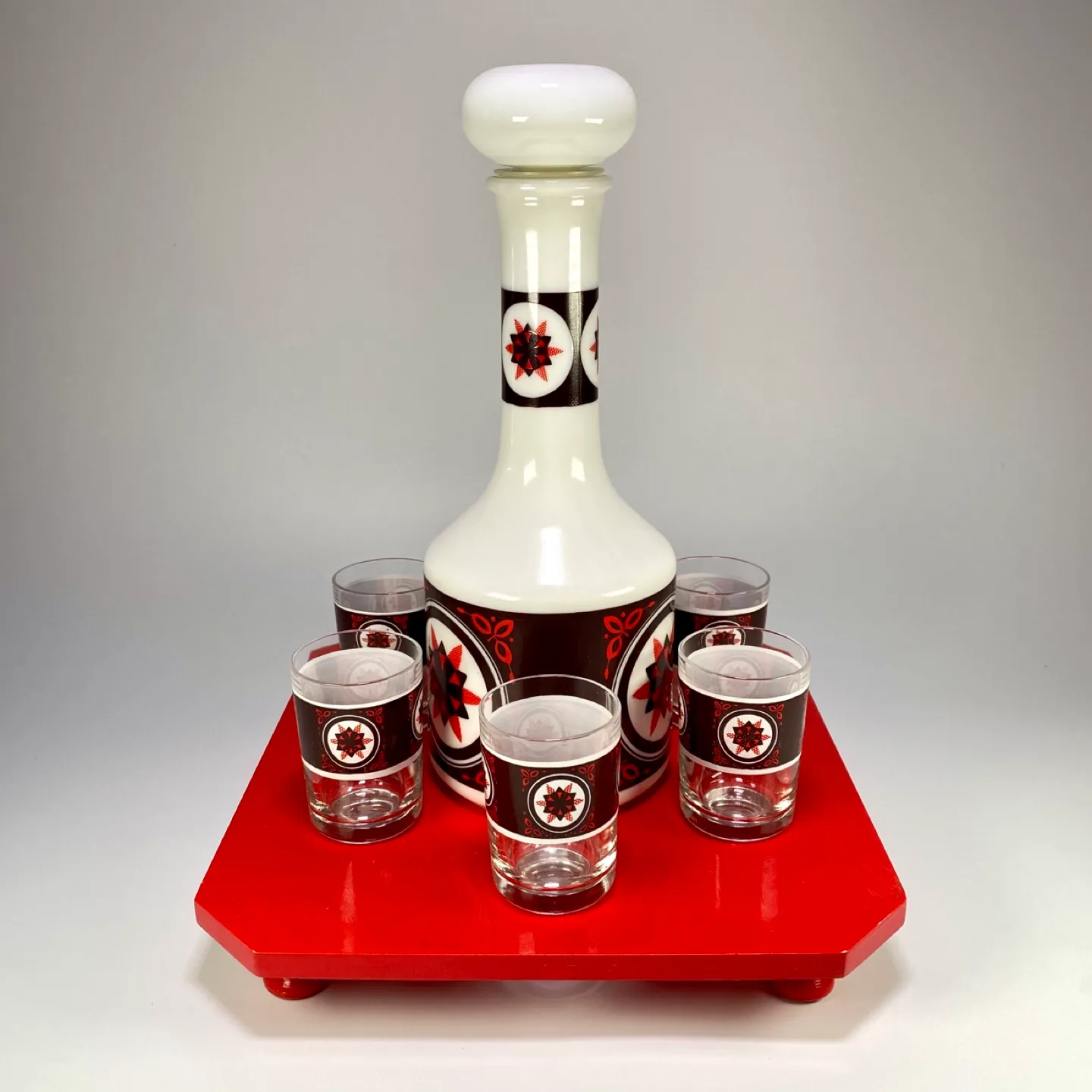 Vintage Decanter Set thumbnail