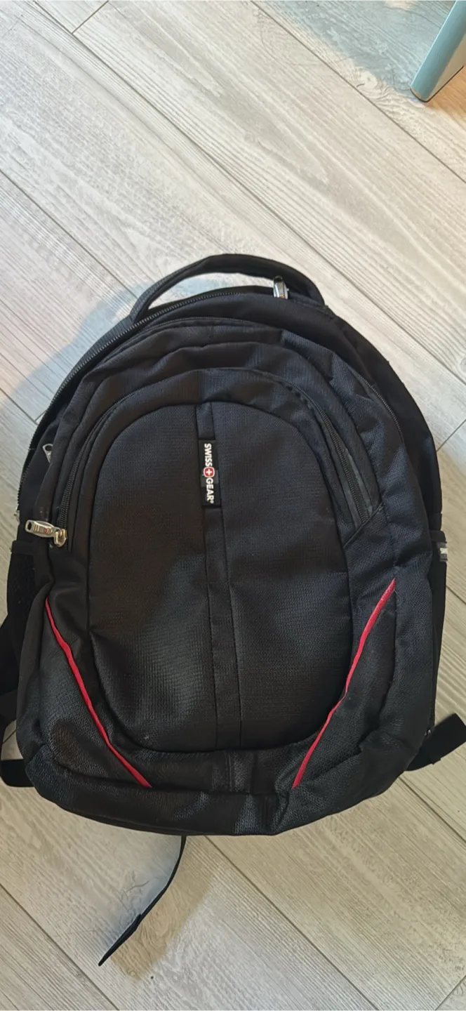 Swiss Gear Black Backpack thumbnail