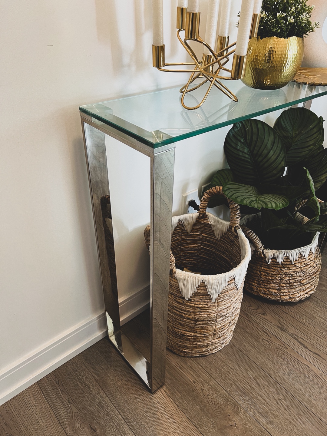 Glass top metal console table and metal round wall mirror - photo 2