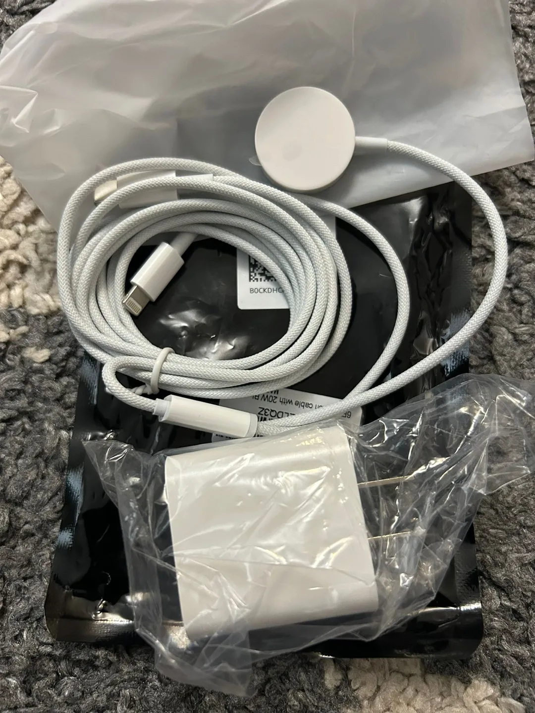 Apple Watch Charger with USB-C Cable - New thumbnail