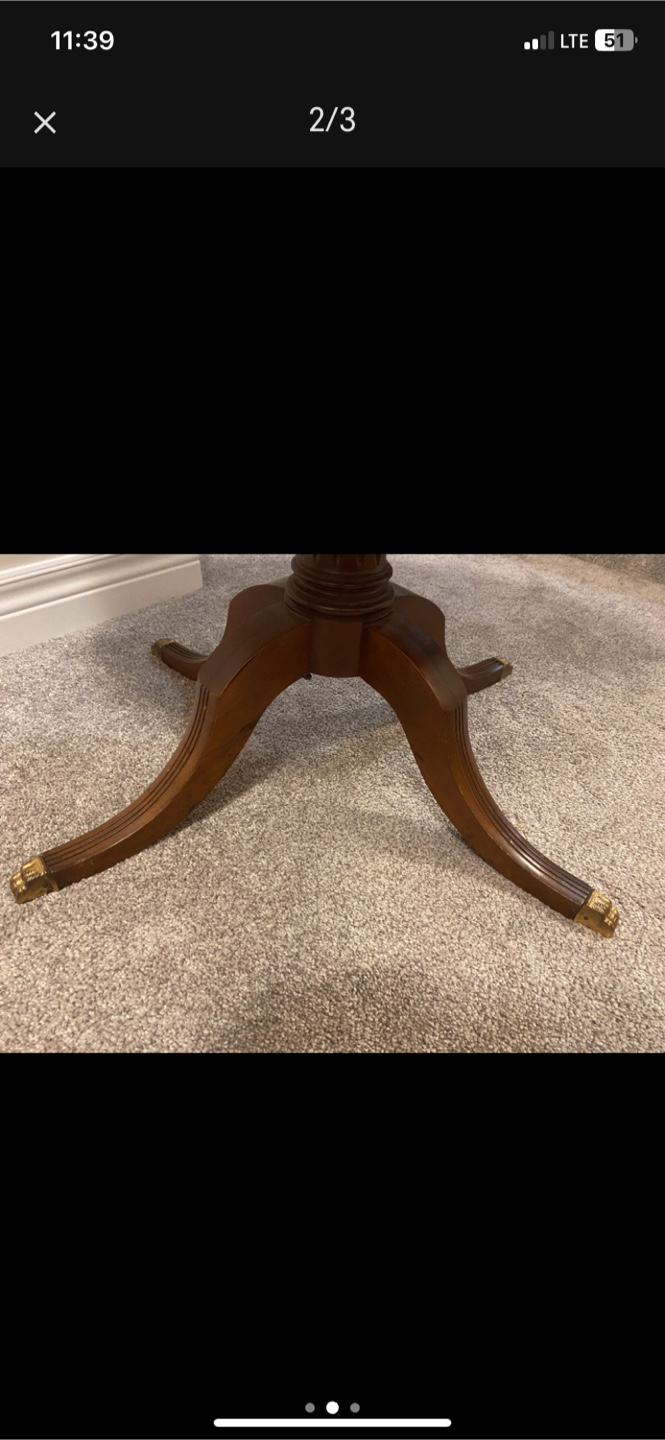 Oval Glass Top Accent Table - photo 3