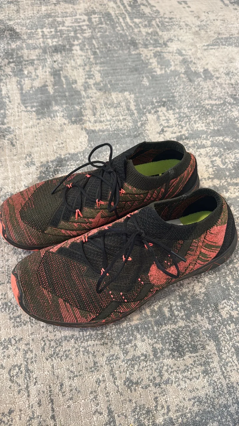 Nike Free RN Flyknit 2018 US 9.5 thumbnail