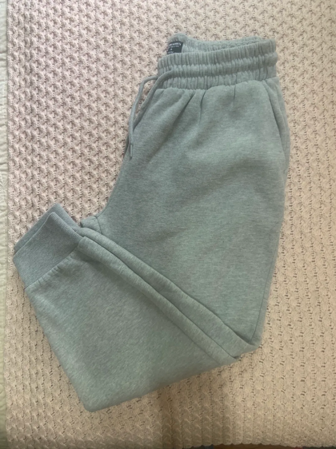 Grey Jogger Sweatpants image indicator(9)