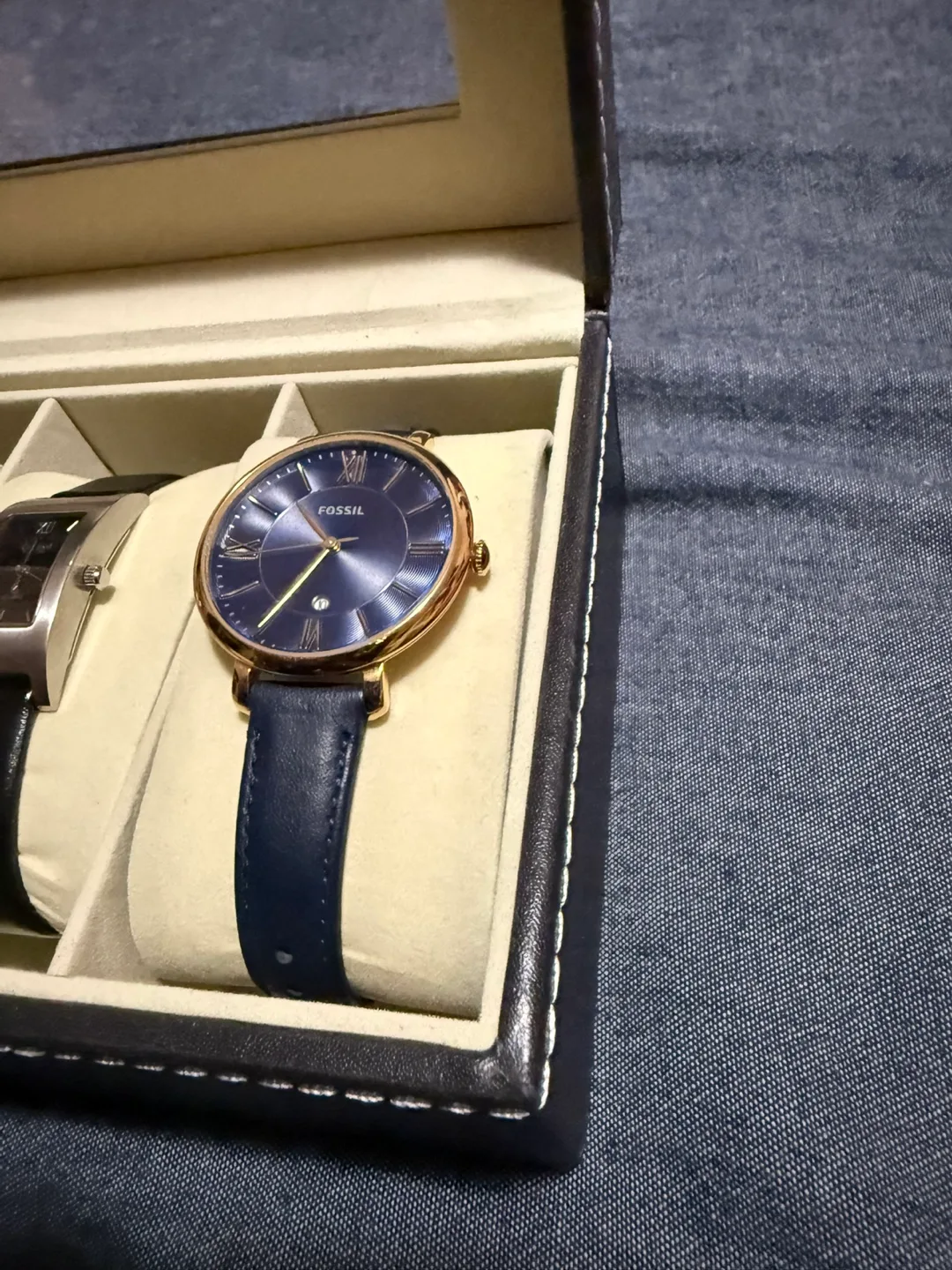 Ladies watches, different brands. image indicator(7)