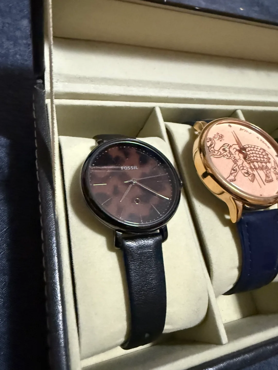 Ladies watches, different brands. image indicator(2)