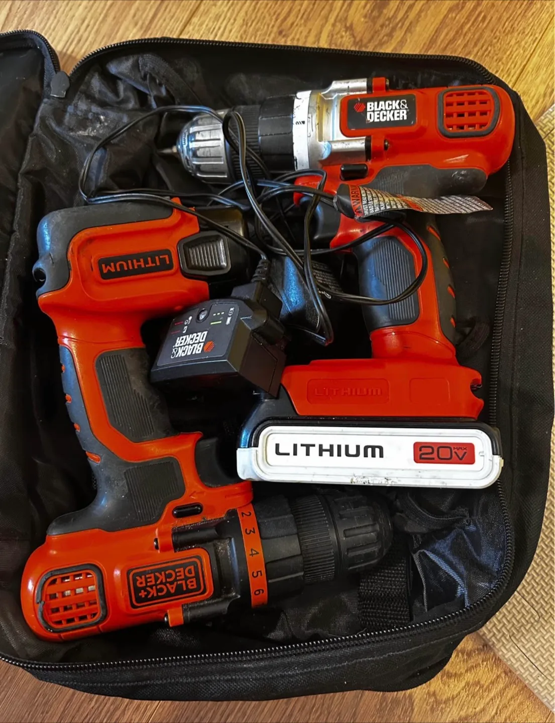 For parts only 2 of BLACK+DECKER Drill/Driver 20V and 12VDrill thumbnail