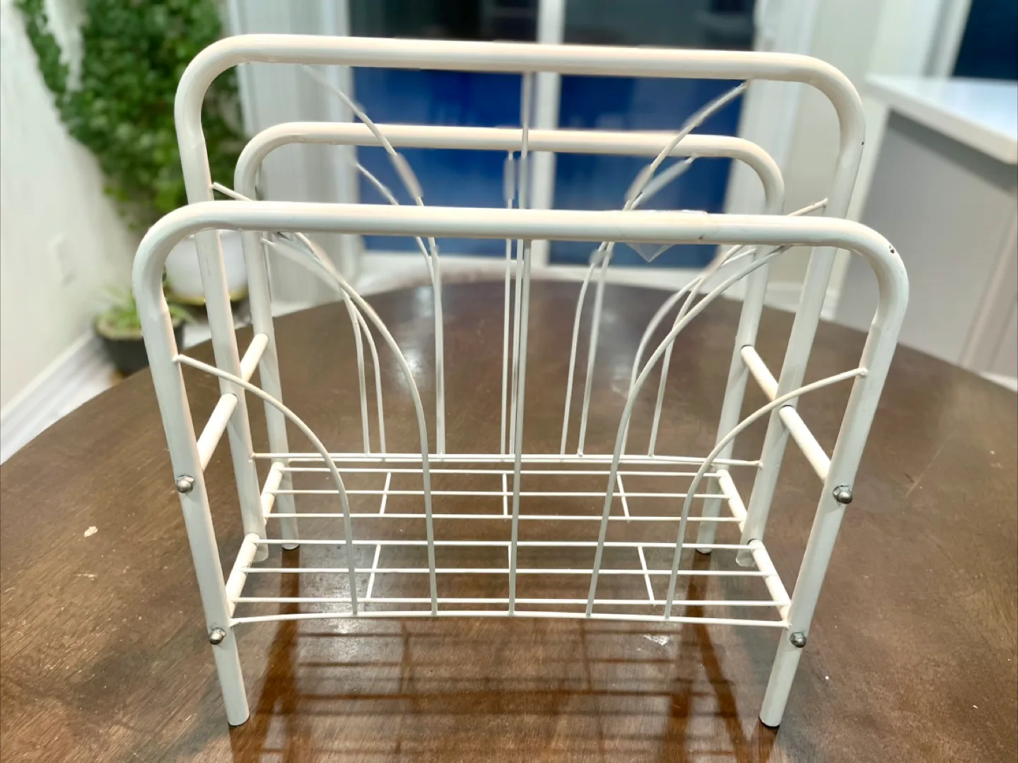 White Metal Magazine Rack thumbnail