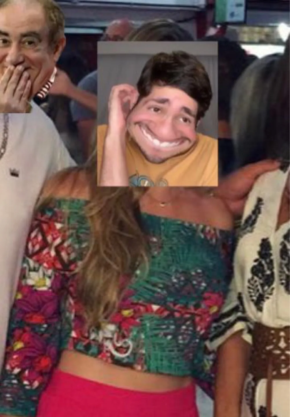 Floral Print Off-the-Shoulder Top image indicator(2)