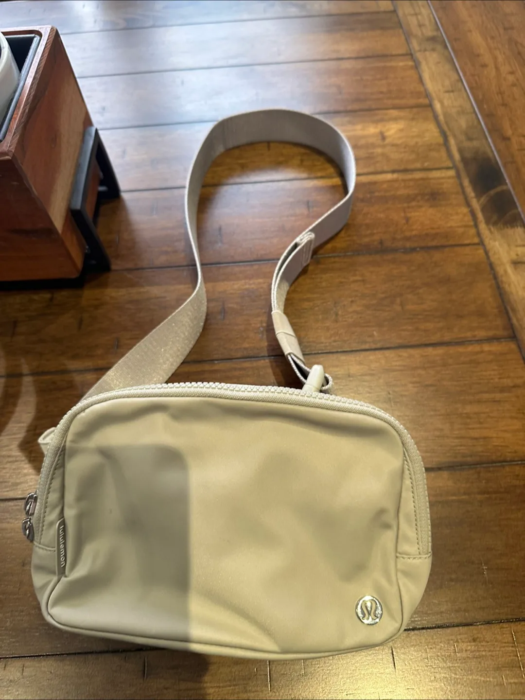 Lululemon Everywhere Belt Bag, Ash Grey image indicator(3)