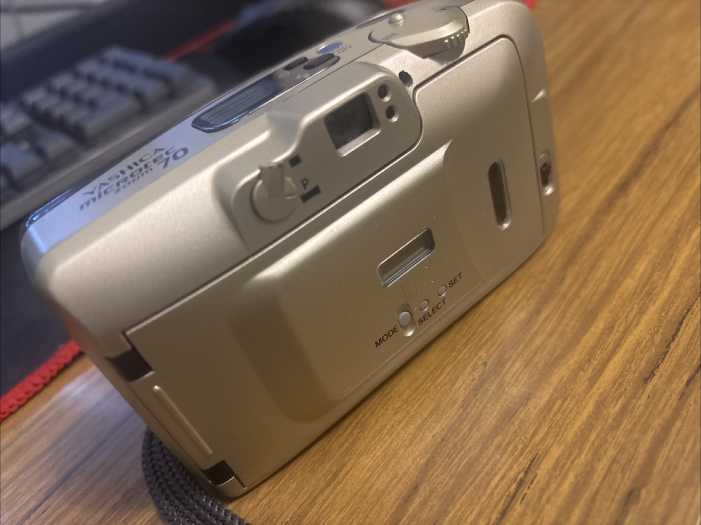 Yashica Microtec Zoom 70 Camera - photo 2