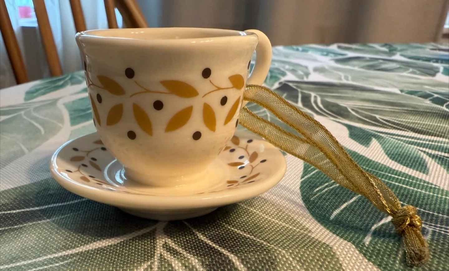 🇨🇦 🍁 Teacup and Teapot Set - ornaments image indicator(3)
