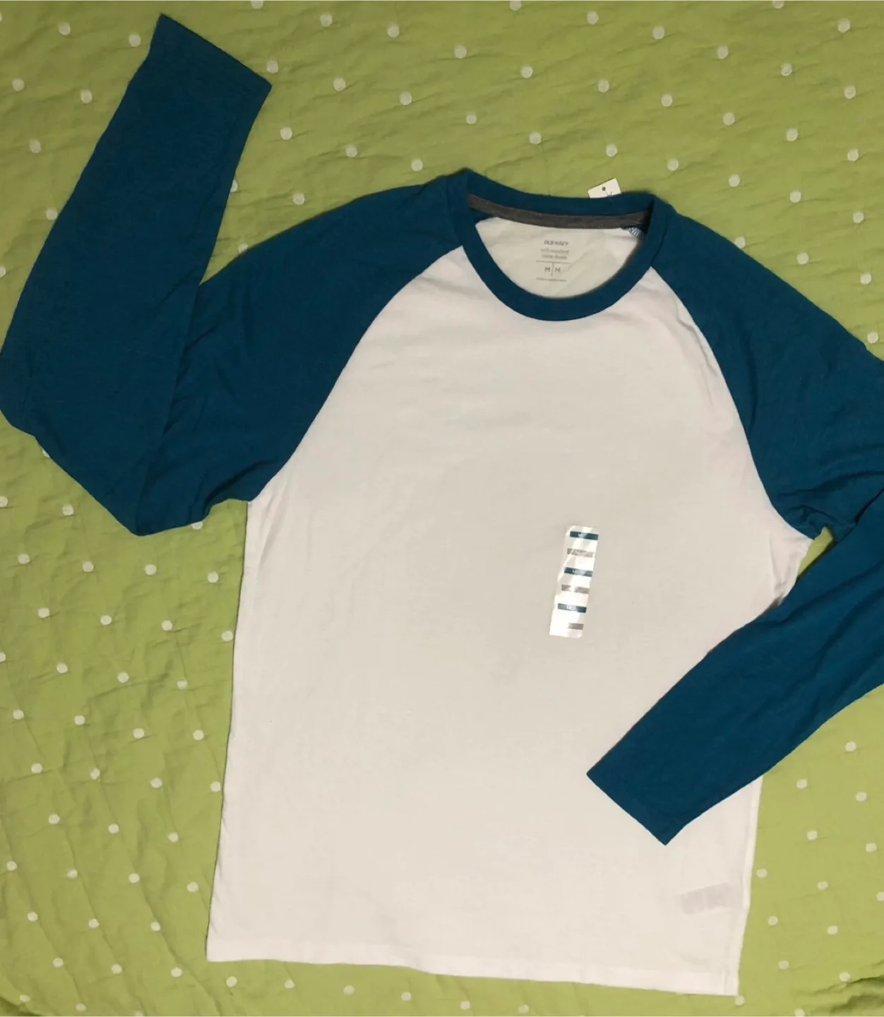 Brand New-Old Navy Soft-Washed Ultra-Doux Baseball Tee - M thumbnail