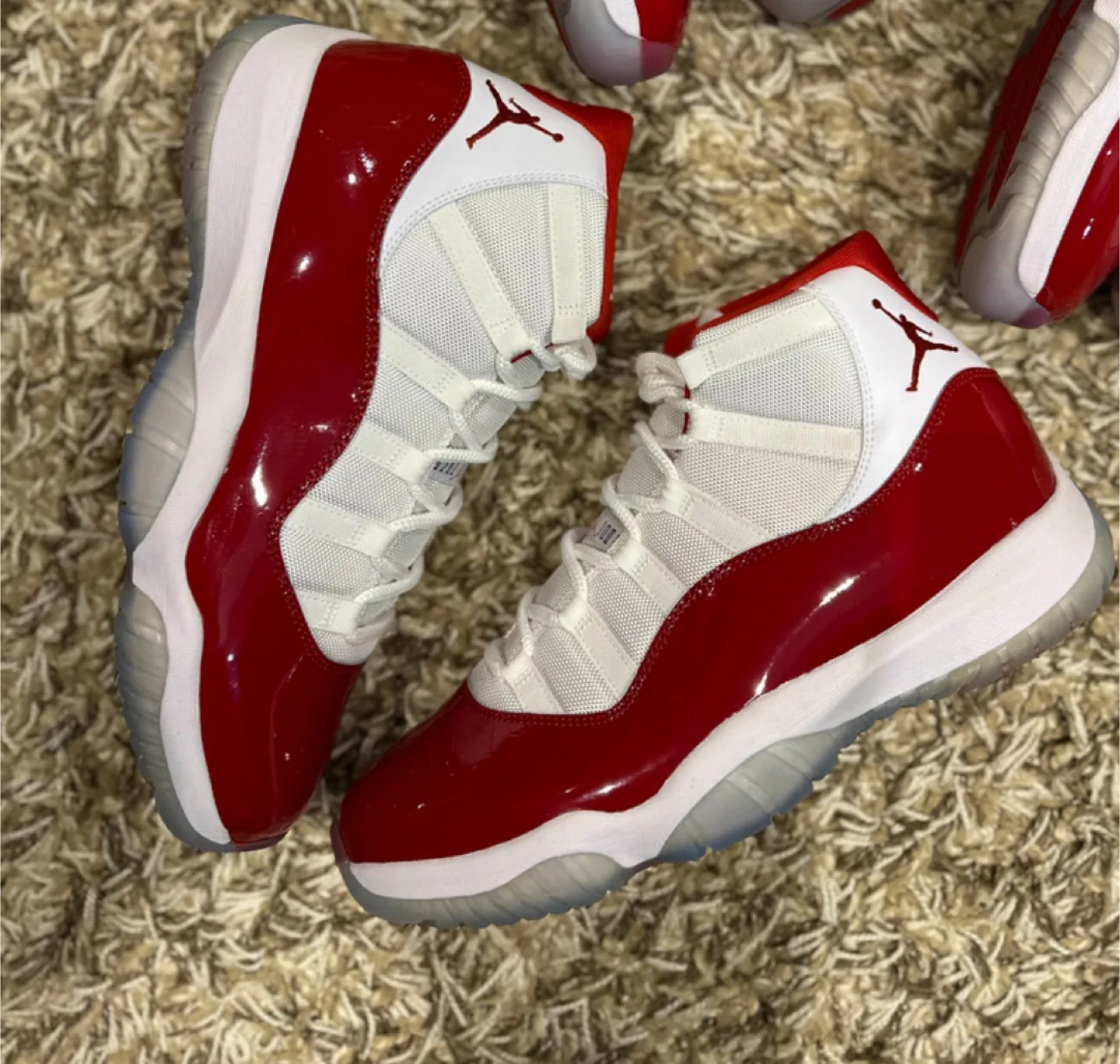 Air Jordan 11 Retro Cherry Red thumbnail