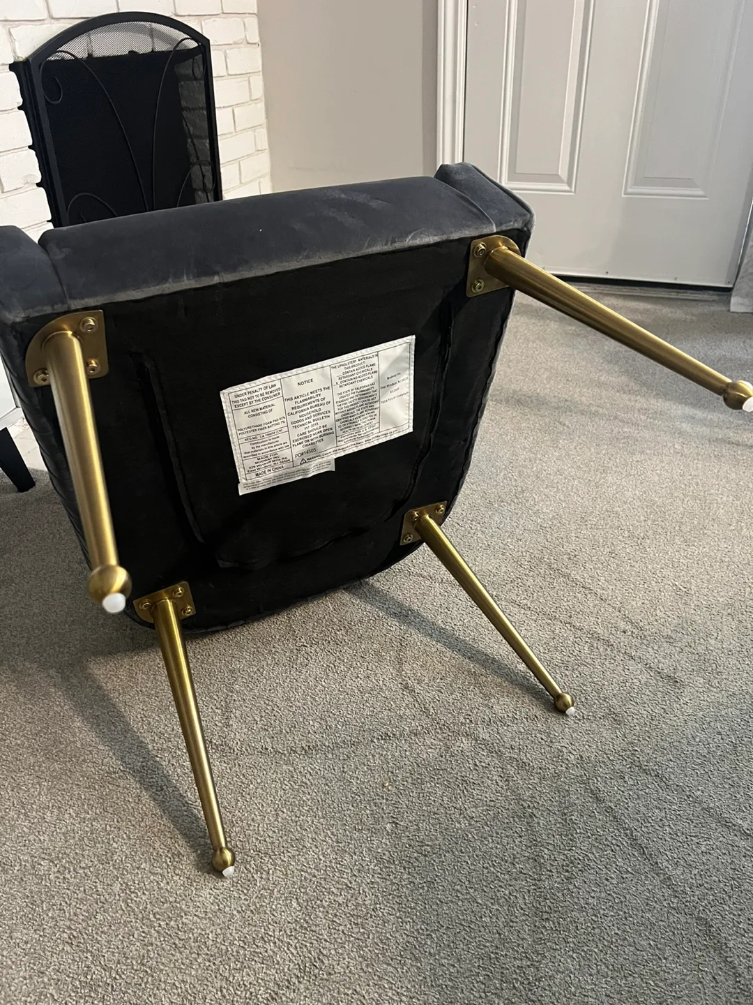 NEW Luxury Velvet Upholstered Living Room Accent Chair image indicator(6)