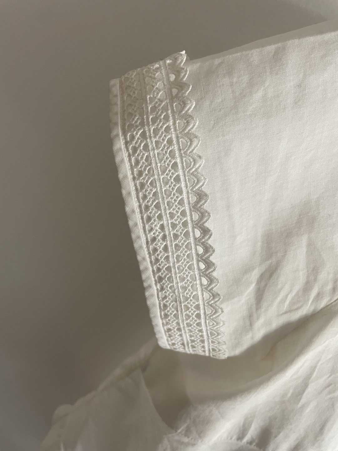 White Lace Trim Blouse - photo 3