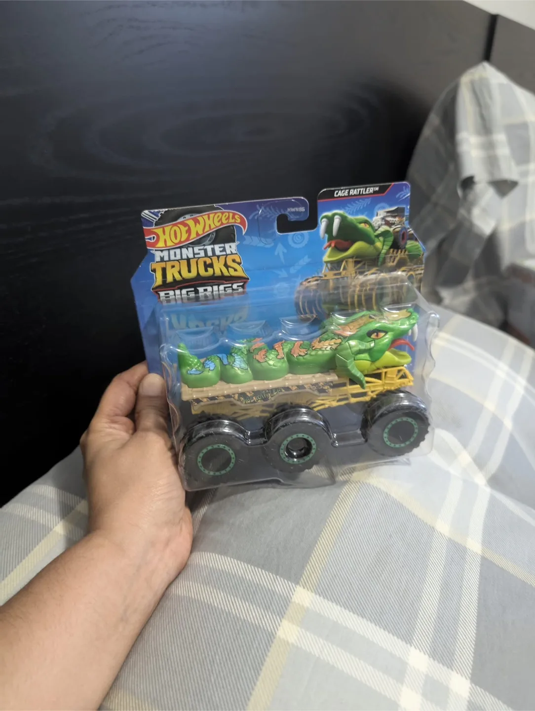 Hot Wheels Monster Trucks Big Rigs - Cage Rattler - New thumbnail