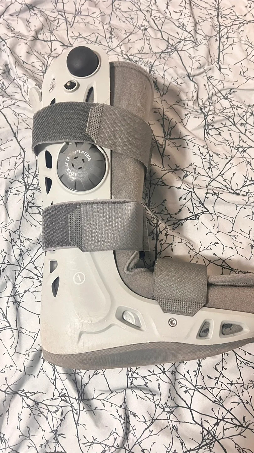 Aircast Walker Boot - XS thumbnail