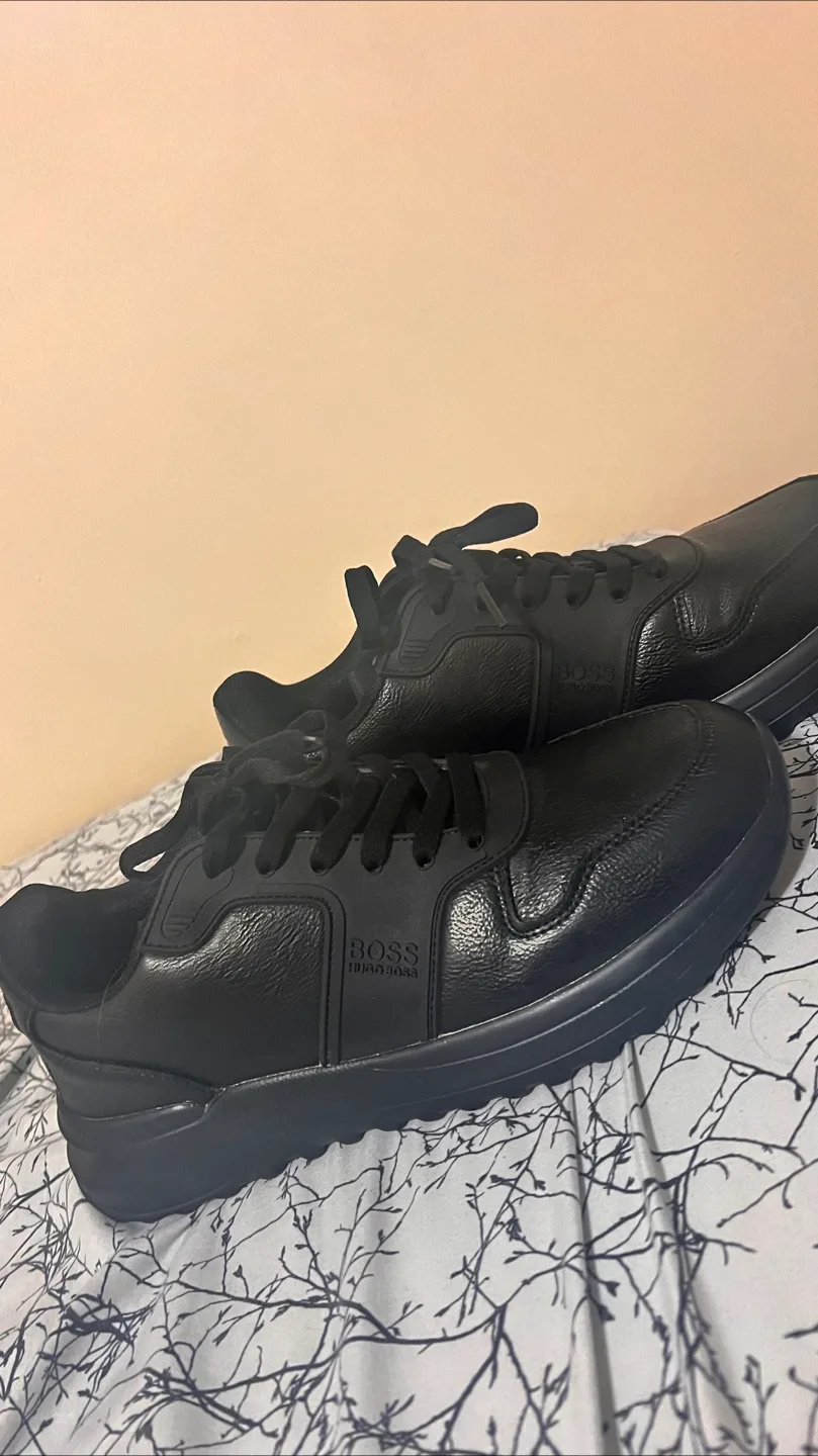 BOSS Hugo Boss Black Leather Sneakers US 9 thumbnail