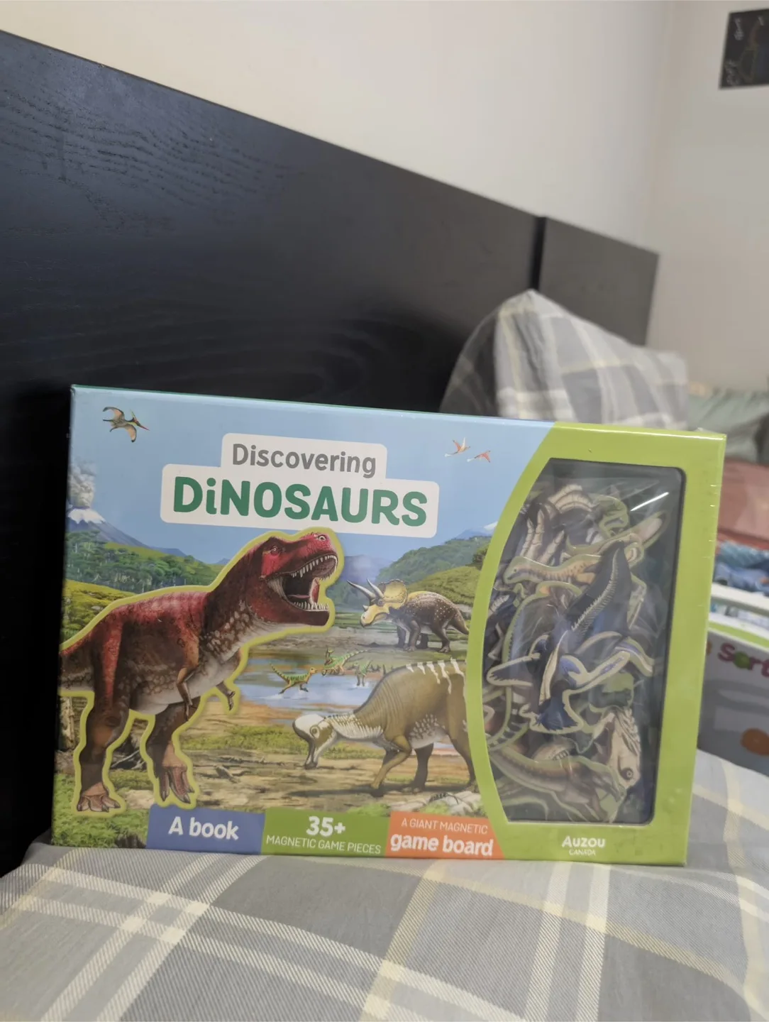 Discovering Dinosaurs Book with Magnetic Game Pieces image indicator(3)