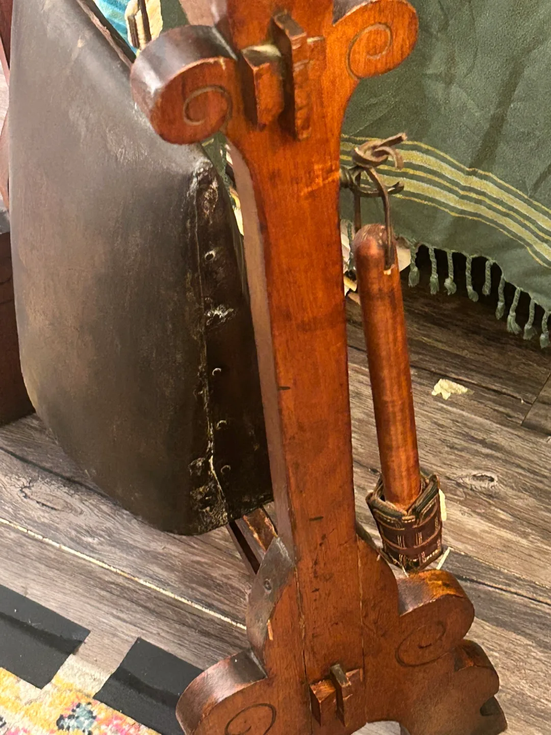 Antique Japanese temple bell image indicator(4)