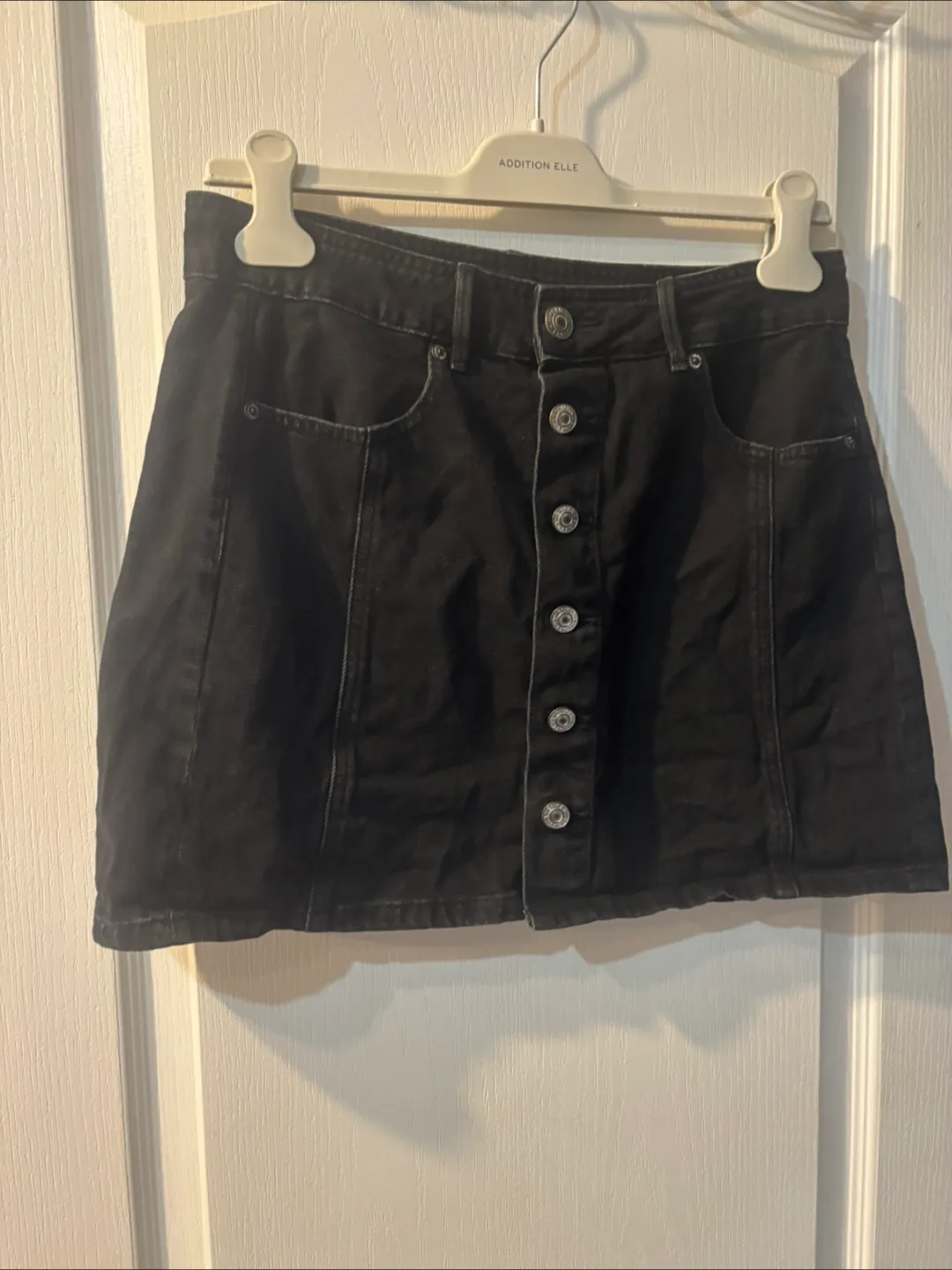 American Eagle Black Denim Skirt, Size 8 thumbnail