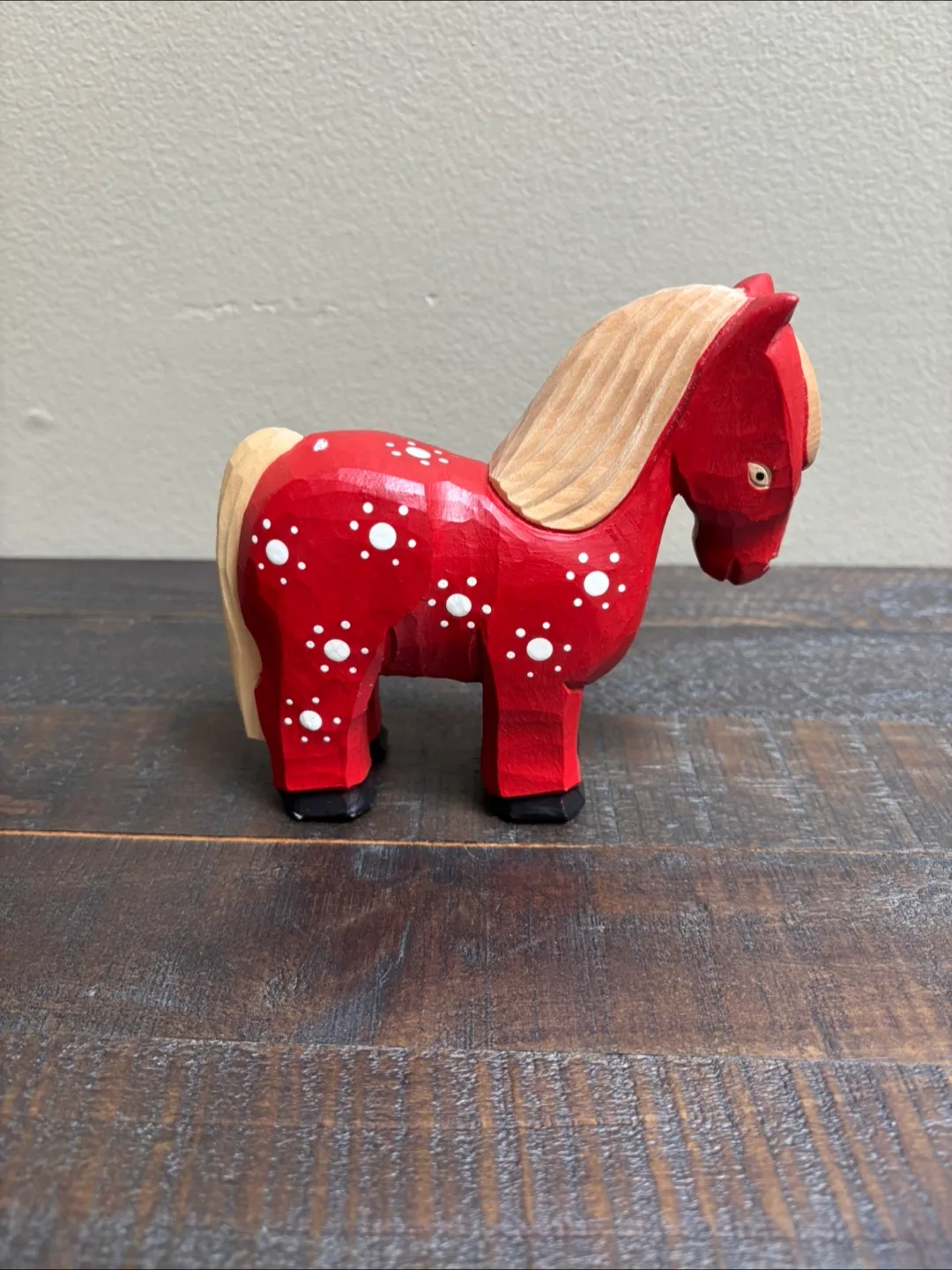 🇨🇦Red Dala wooden horse Sweden thumbnail