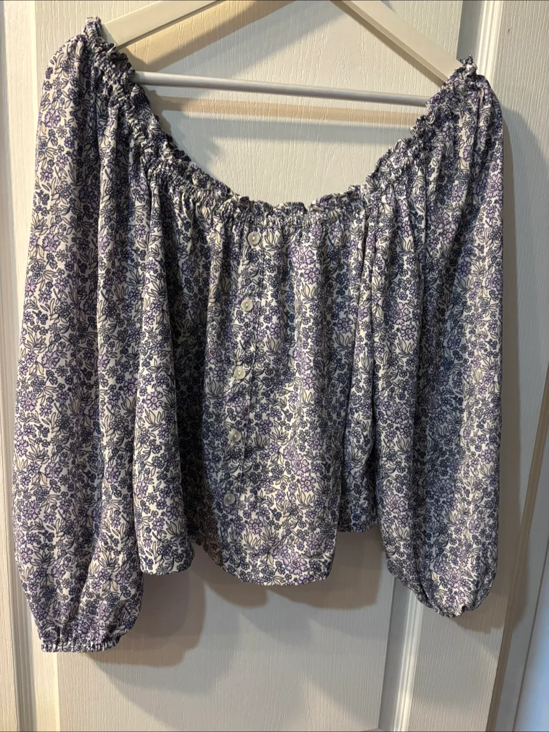 American Eagle Floral Blouse - Size M thumbnail