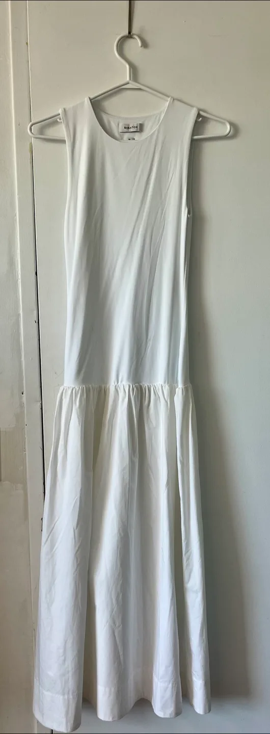 New Modestly Beautiful Babaton (Atriza) White Dress - Size XS thumbnail