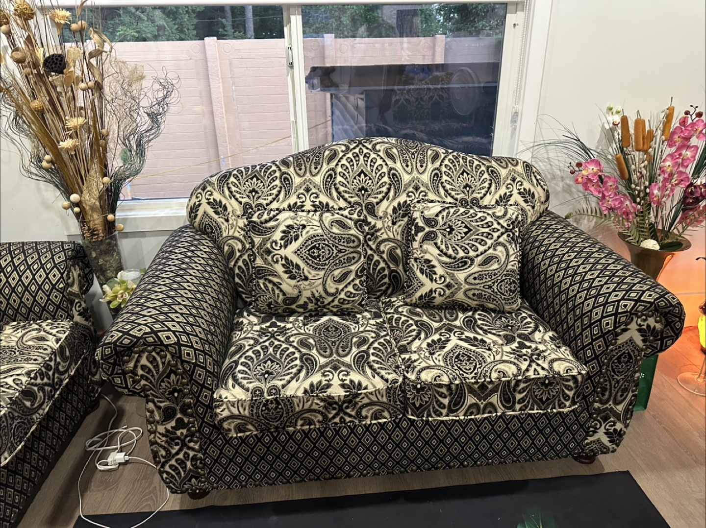 Patterned Sofa Set - photo 4
