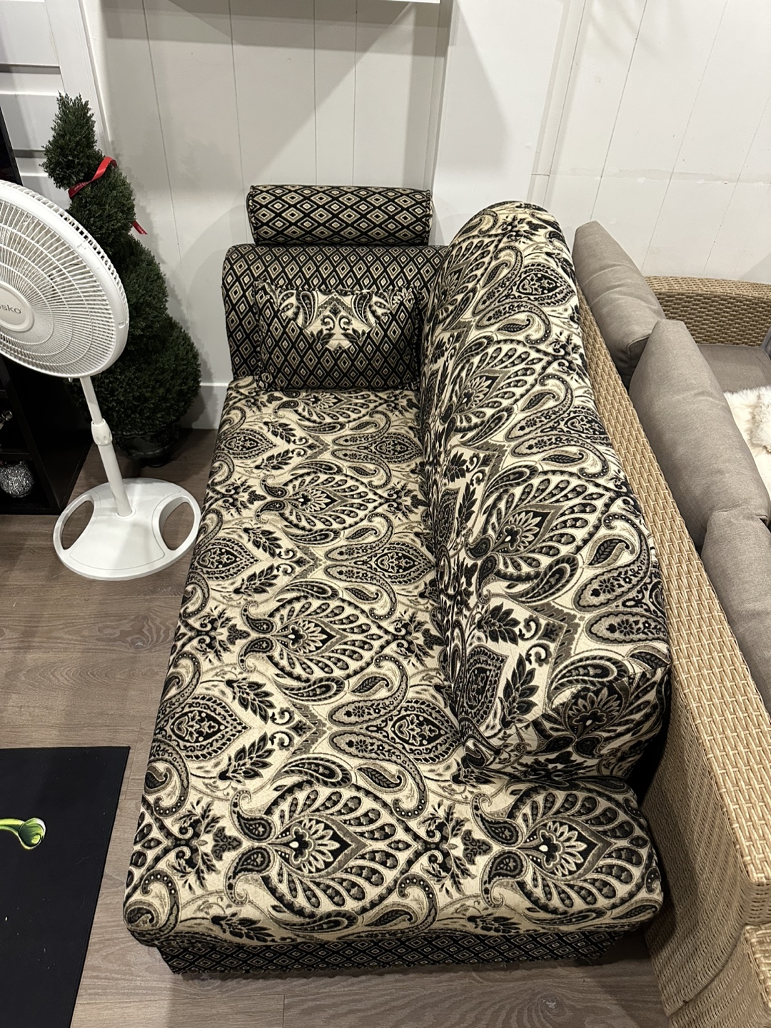 Patterned Sofa Set - photo 2