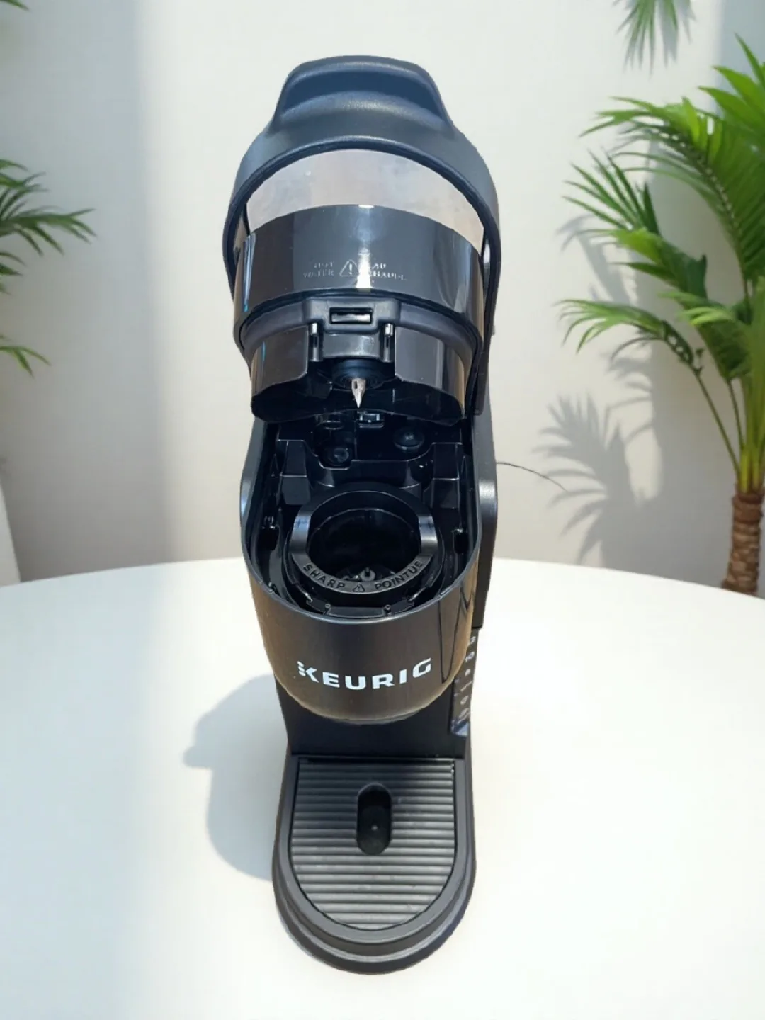 Keurig Single Serve Coffee Maker - Black image indicator(4)