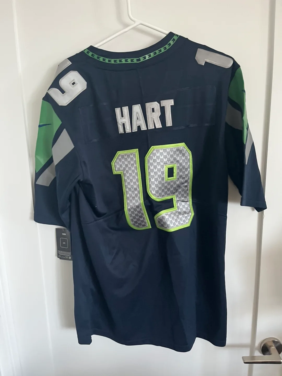 Nike NFL Seattle Seahawks Hart 19 Jersey - Size L thumbnail